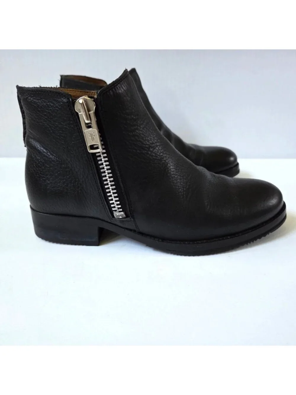Frye Boots Womens 7.5 Black Leather Madison Moto Shootie Bootie Biker Preppy